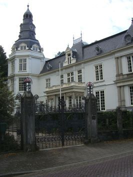 Gemeinde Berg en Dal NL : Ortschaft Ubbergen, Villa Waalheuvel